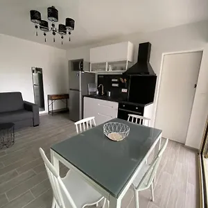 Superbe Rénové à Neuf à 100m De La , Juan-les-Pins Francia